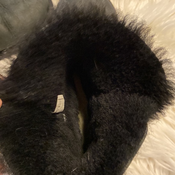 UGG Baileys Short Boots size 5 very good condition no rips smell or stains - Picture 14 of 16